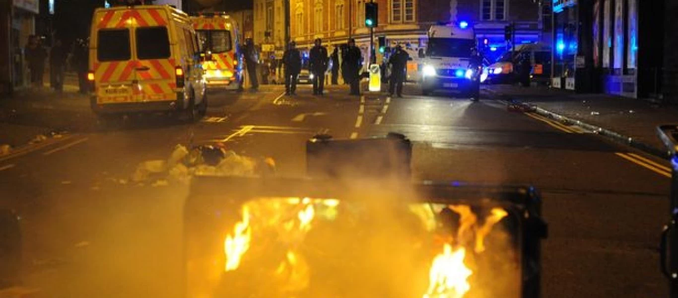 Μπρίστολ: Σοβαρά επεισόδια σε διαδηλώσεις για ν/σ που δίνει νέες εξουσίες στην αστυνομία